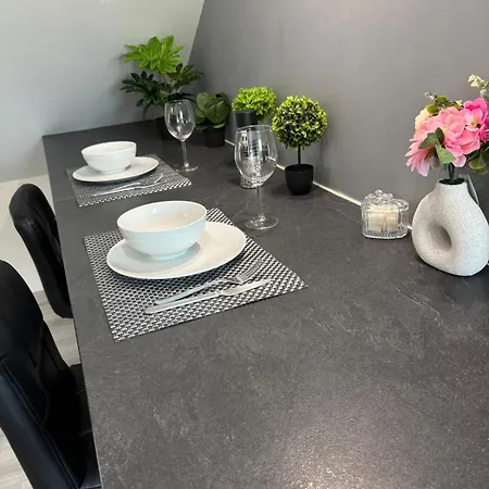 Apartment Charming Plant *