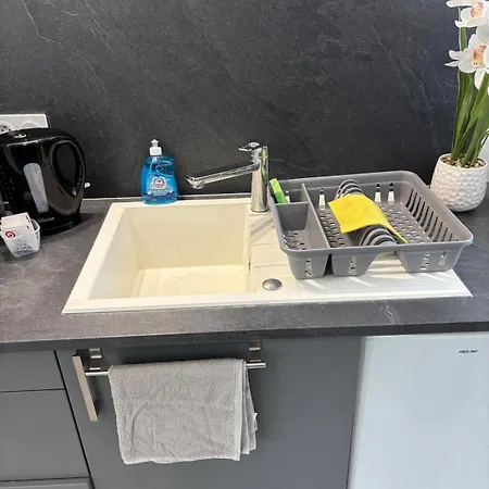 Charming Plant Apartment *