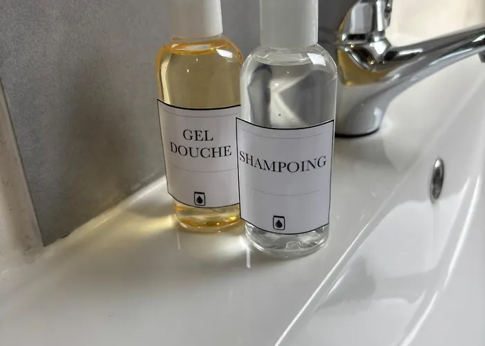 Charming Plant Apartment *